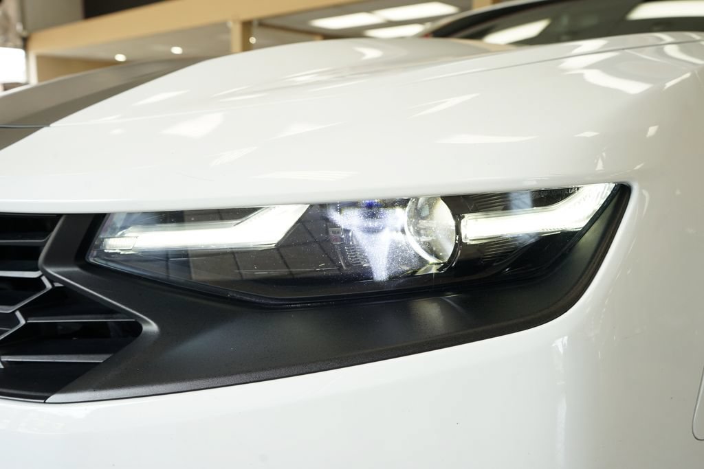 Used 2023 Chevrolet Camaro LT RWD image 21