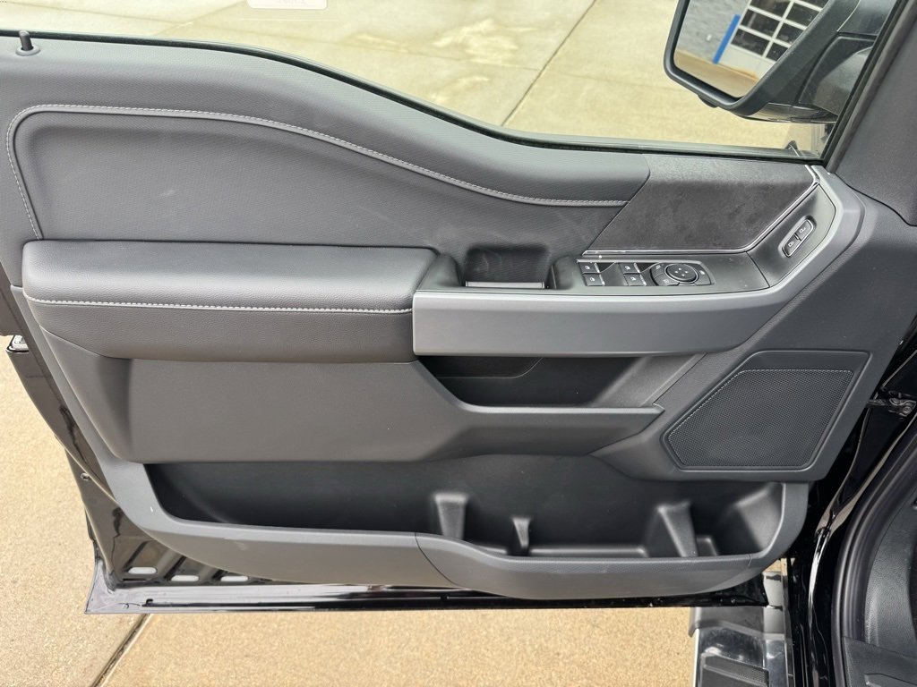 New 2025 Ford F150 XLT w/ Equipment Group 302A MID image 31