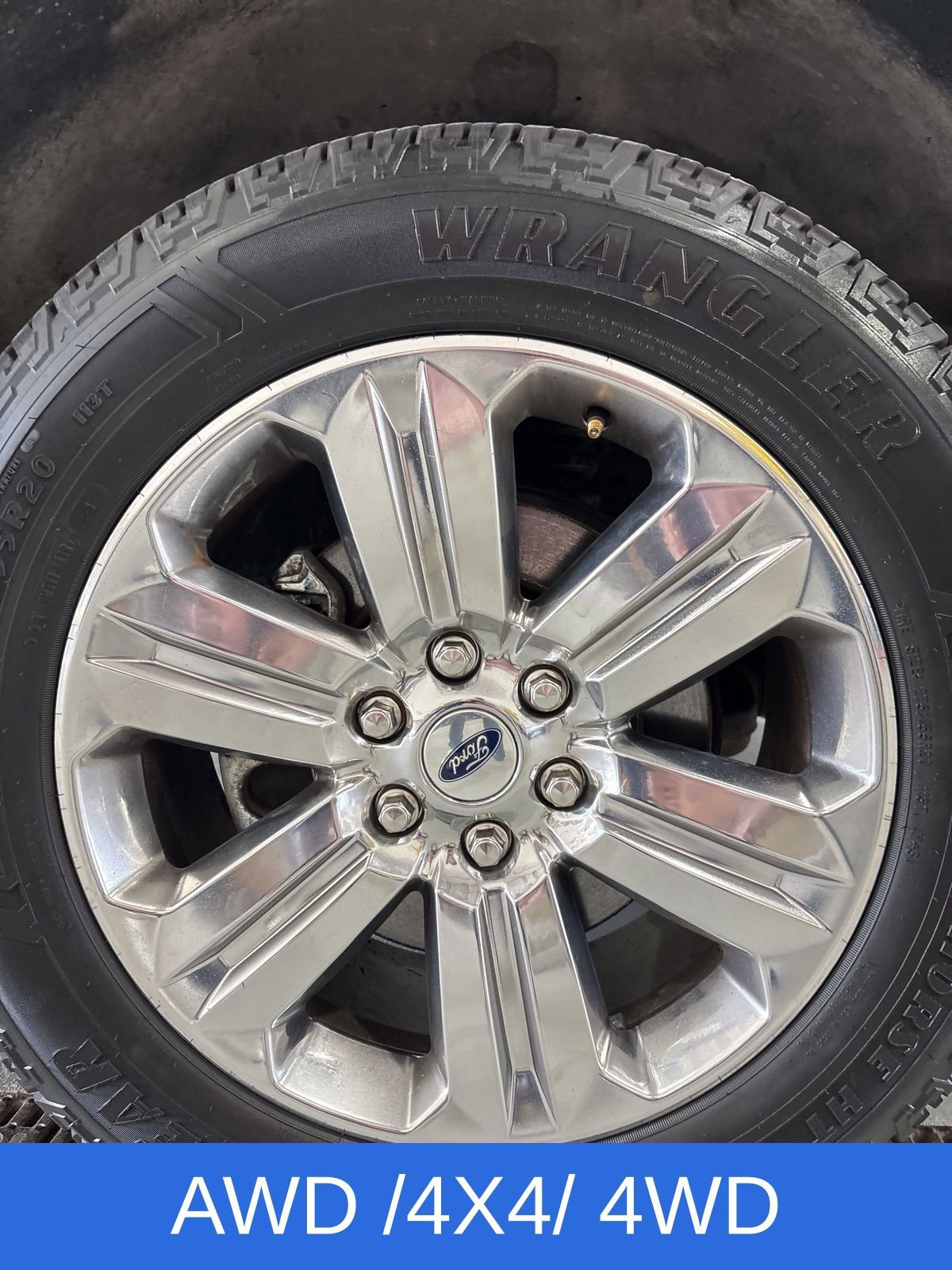 Used 2020 Ford F150 XLT w/ Equipment Group 302A Luxury AWD/4WD image 11