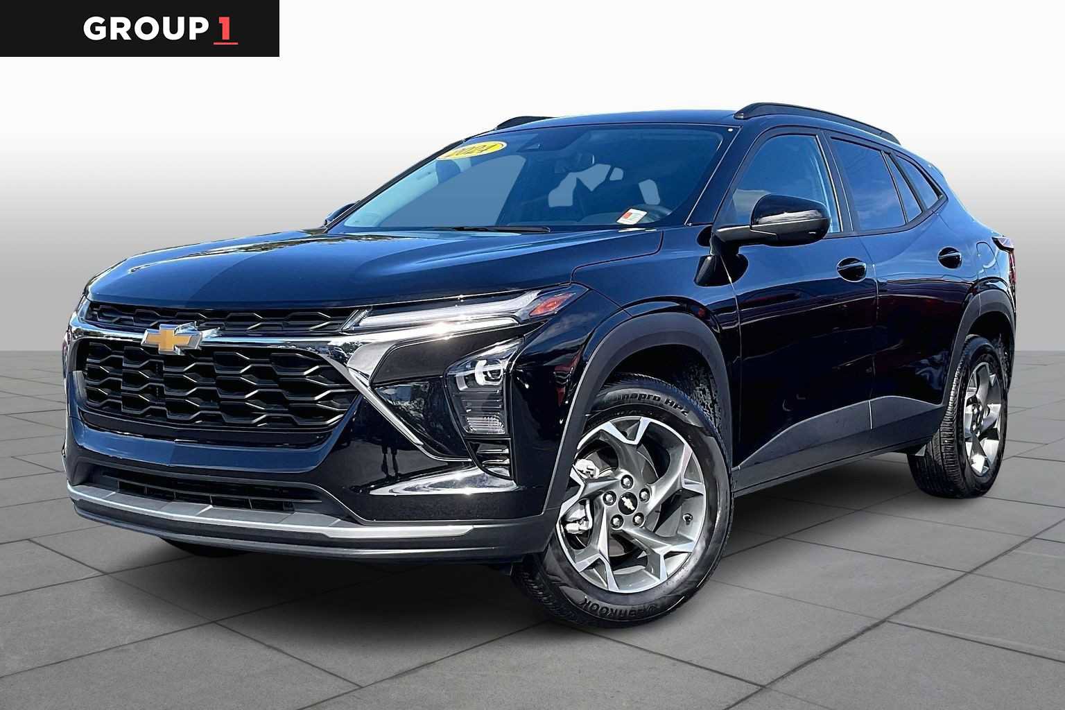 Certified 2024 Chevrolet Trax LT w/ Driver Confidence Package image 1