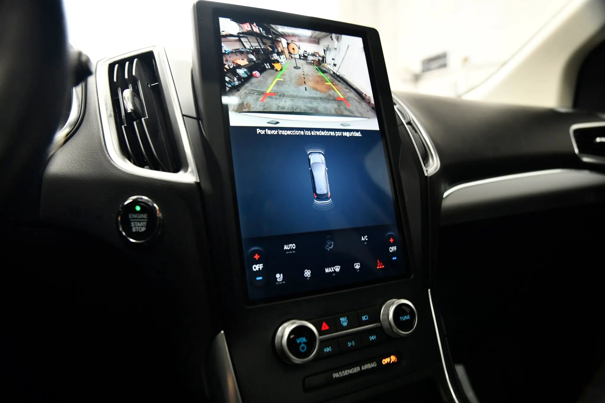 Used 2021 Ford Edge Titanium image 19