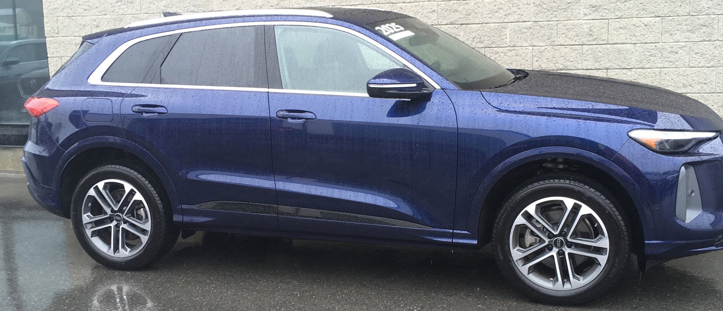 Certified 2025 Audi Q5 Premium w/ Premium Plus AWD/4WD image 3
