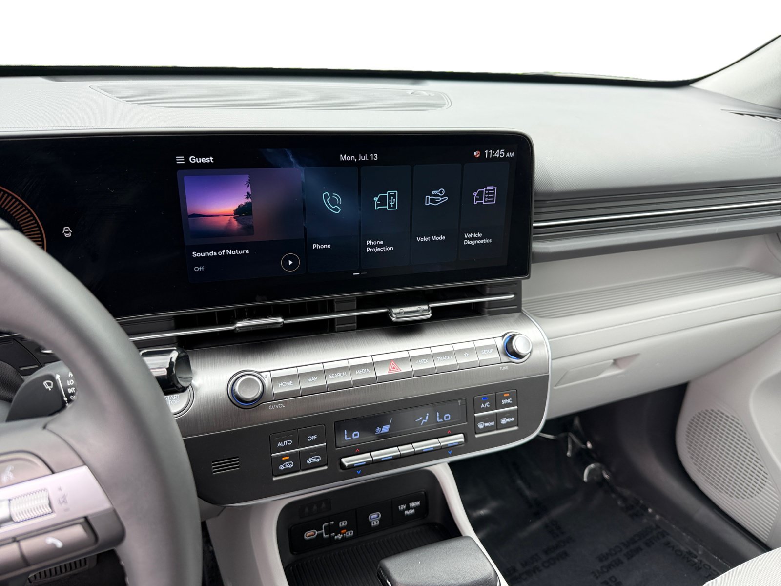 Certified 2025 Hyundai Kona SEL FWD image 12
