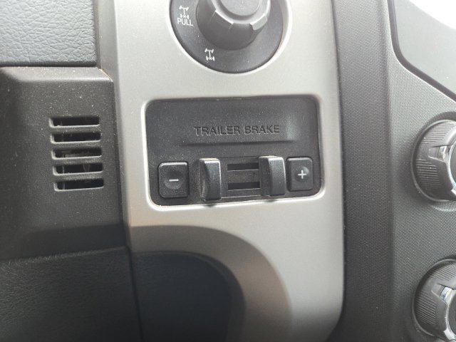 Used 2013 Ford F150 XLT w/ Luxury Equipment Group AWD/4WD image 21