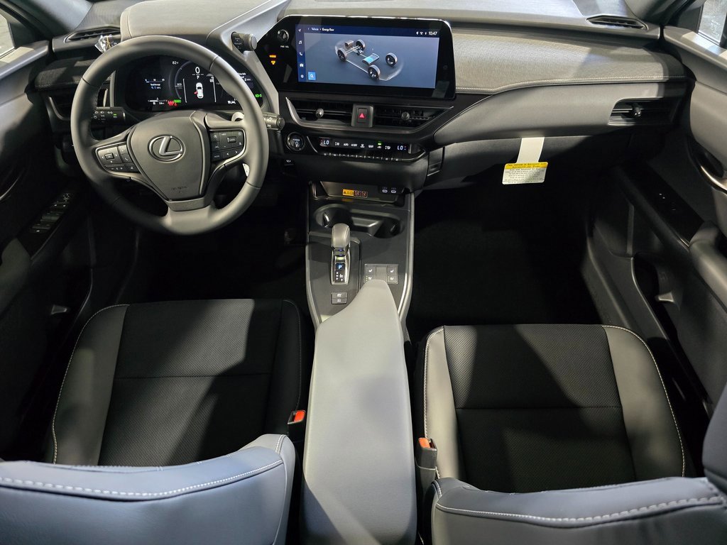 New 2025 Lexus UX 300h FWD image 30