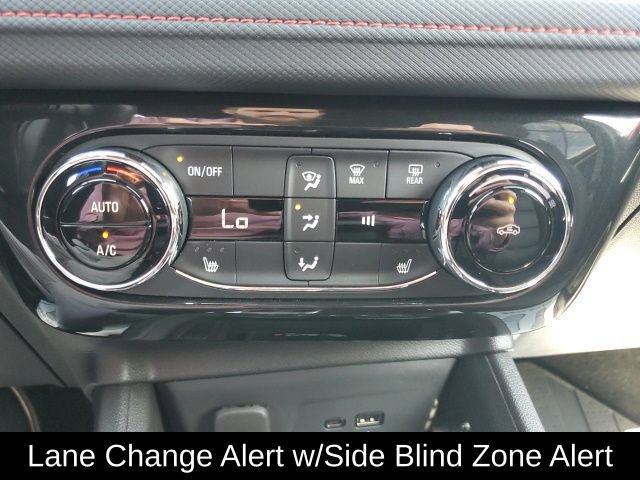 Used 2024 Chevrolet TrailBlazer RS w/ Convenience Package AWD/4WD image 28