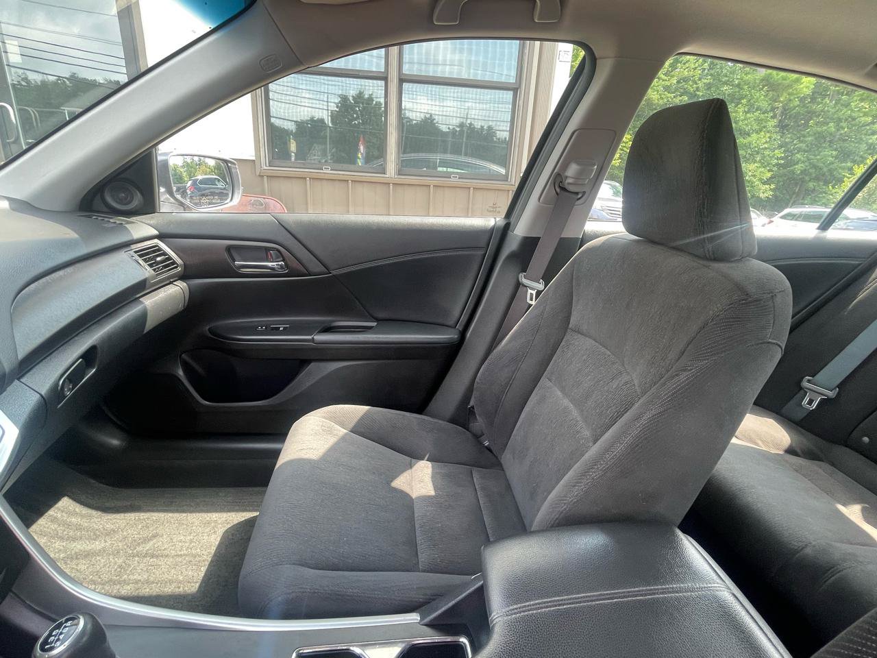 Used 2013 Honda Accord EX image 15