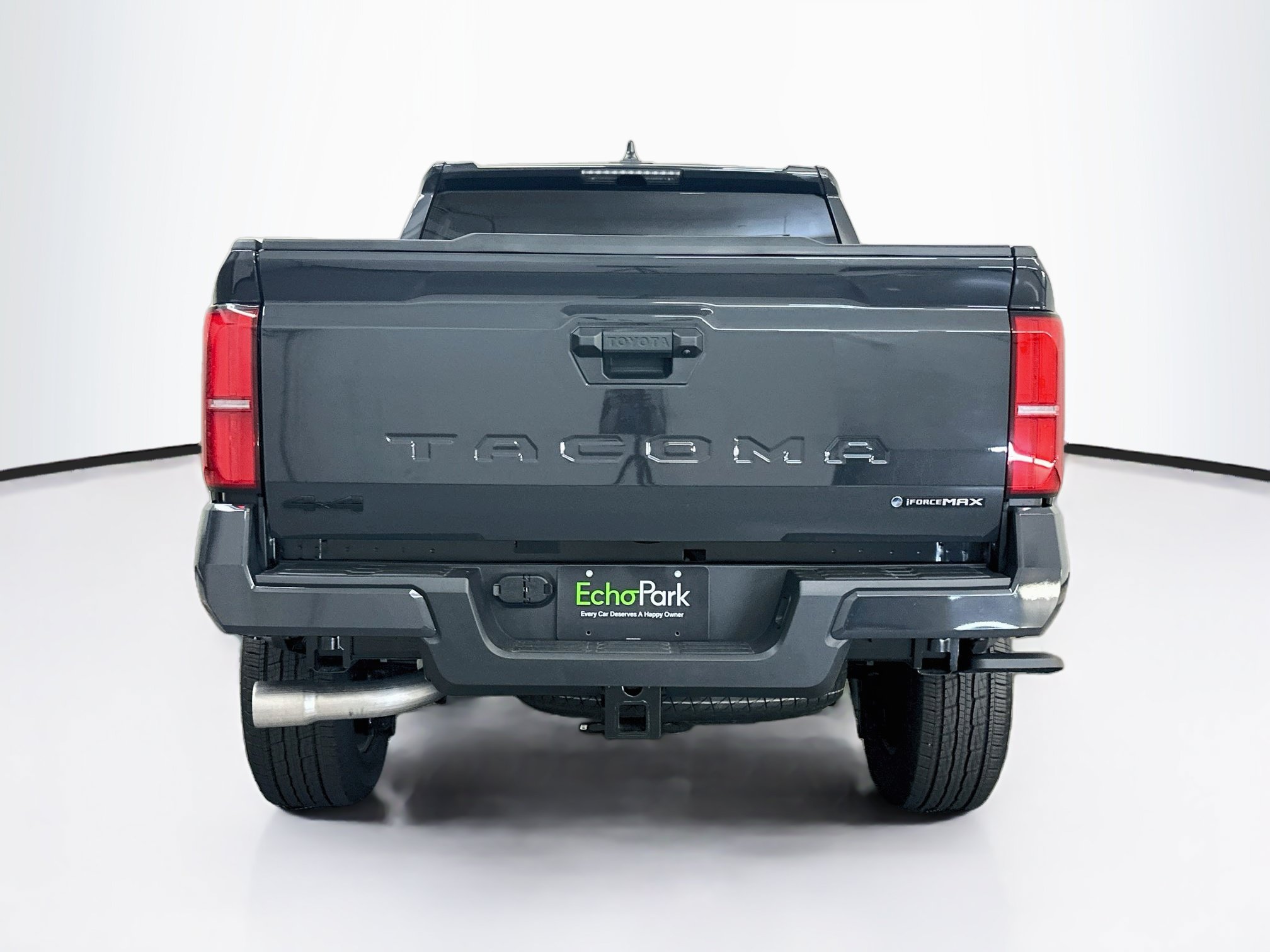 Used 2025 Toyota Tacoma TRD Sport AWD/4WD image 7