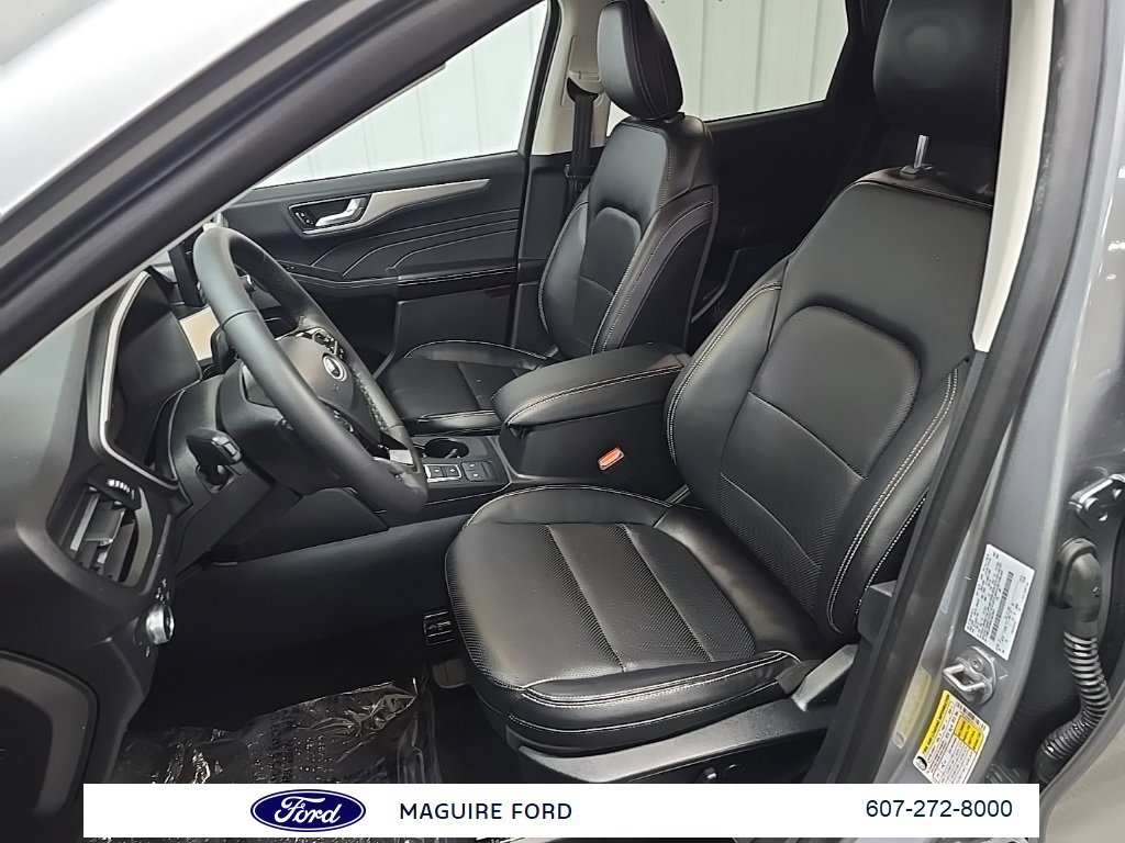 Used 2022 Ford Escape SEL w/ Technology Package image 33