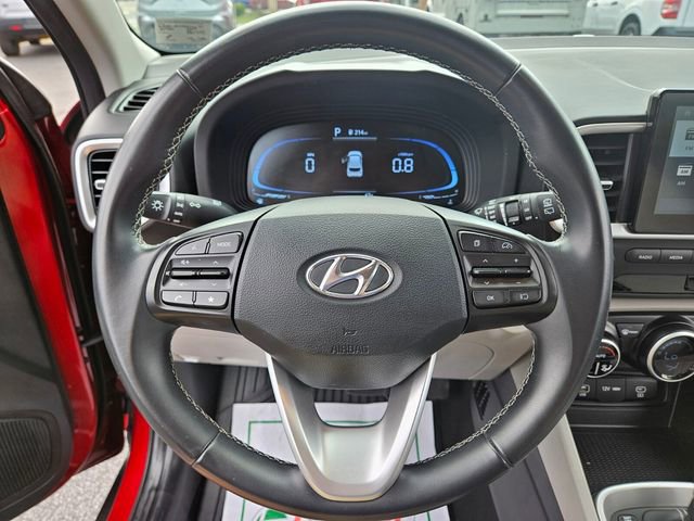 Used 2024 Hyundai Venue SEL FWD image 27