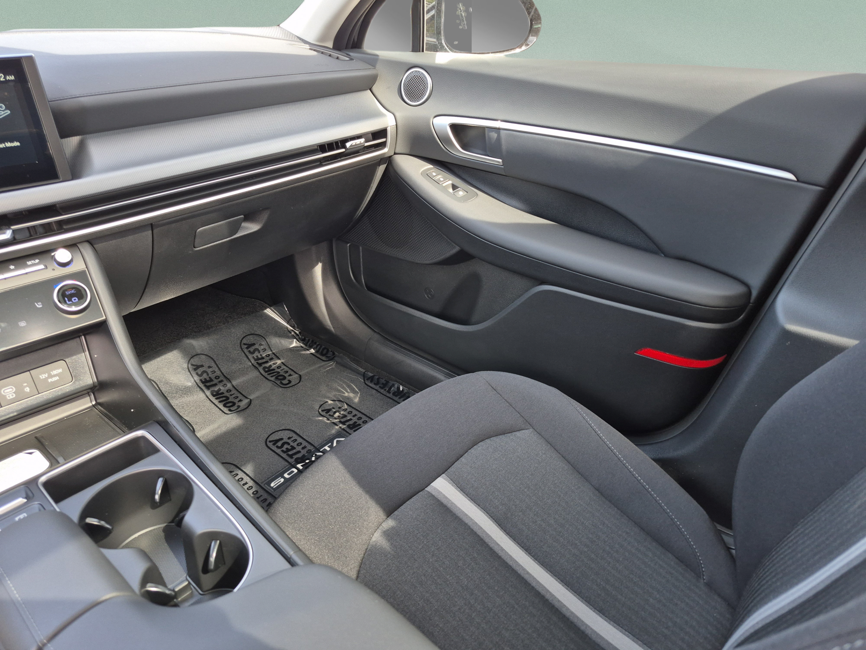 New 2026 Hyundai Sonata SEL FWD image 15