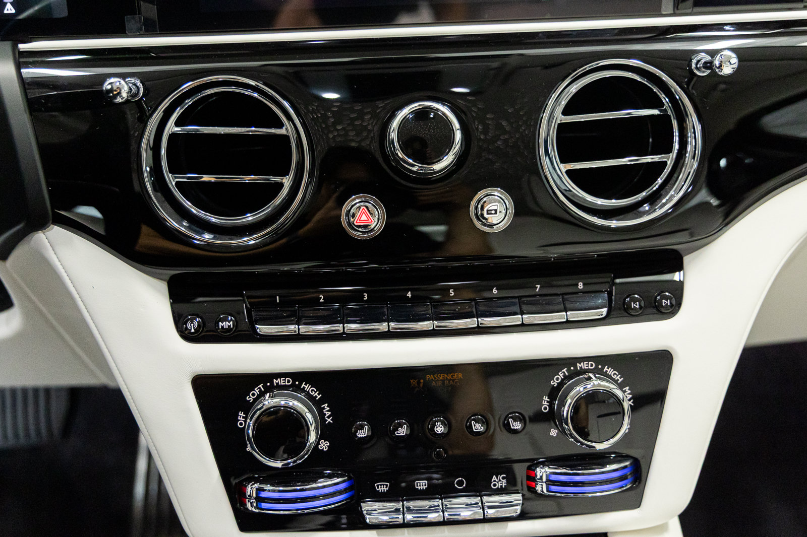New 2027 Rolls-Royce Ghost Extended Wheelbase AWD/4WD image 50
