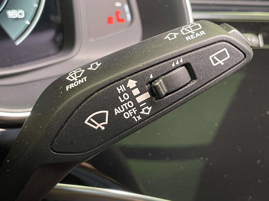 Certified 2025 Audi Q8 Prestige AWD/4WD image 43