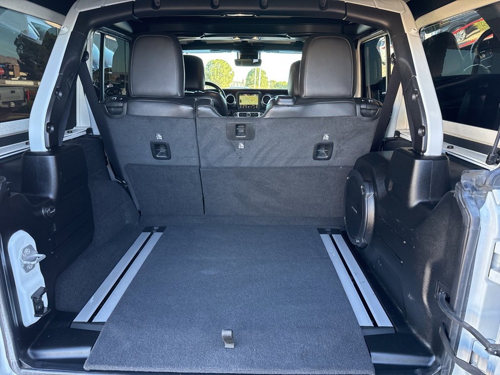 Used 2021 Jeep Wrangler Unlimited Rubicon w/ Trailer Tow Package image 32