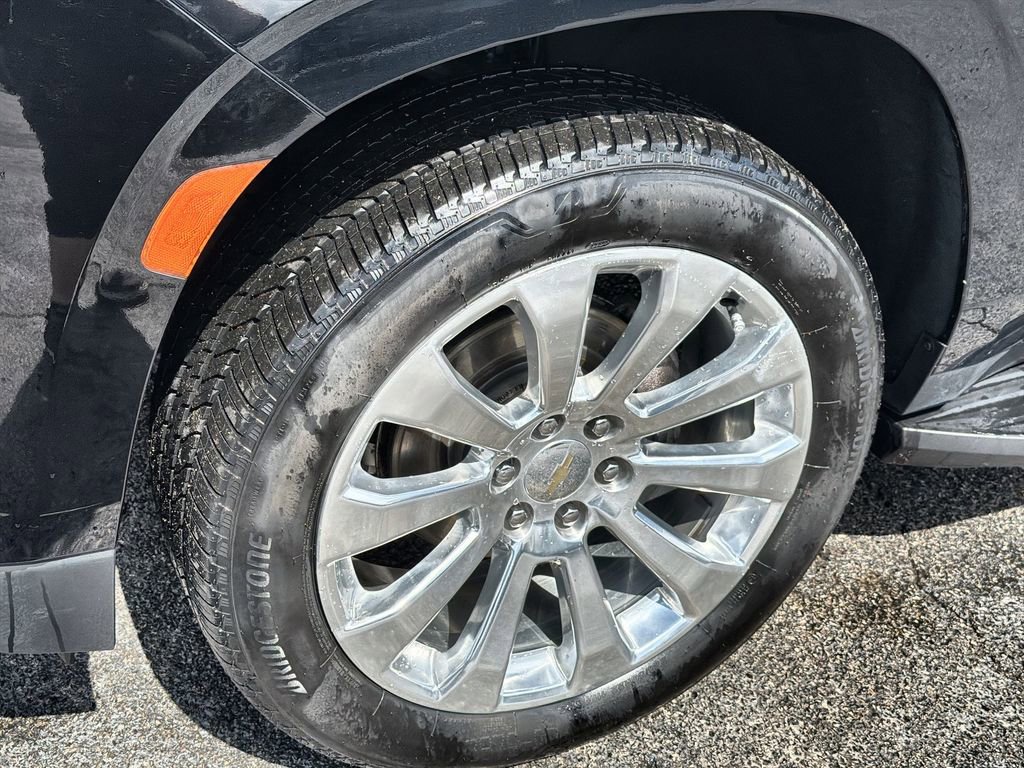 Used 2024 Chevrolet Suburban Premier AWD/4WD image 10