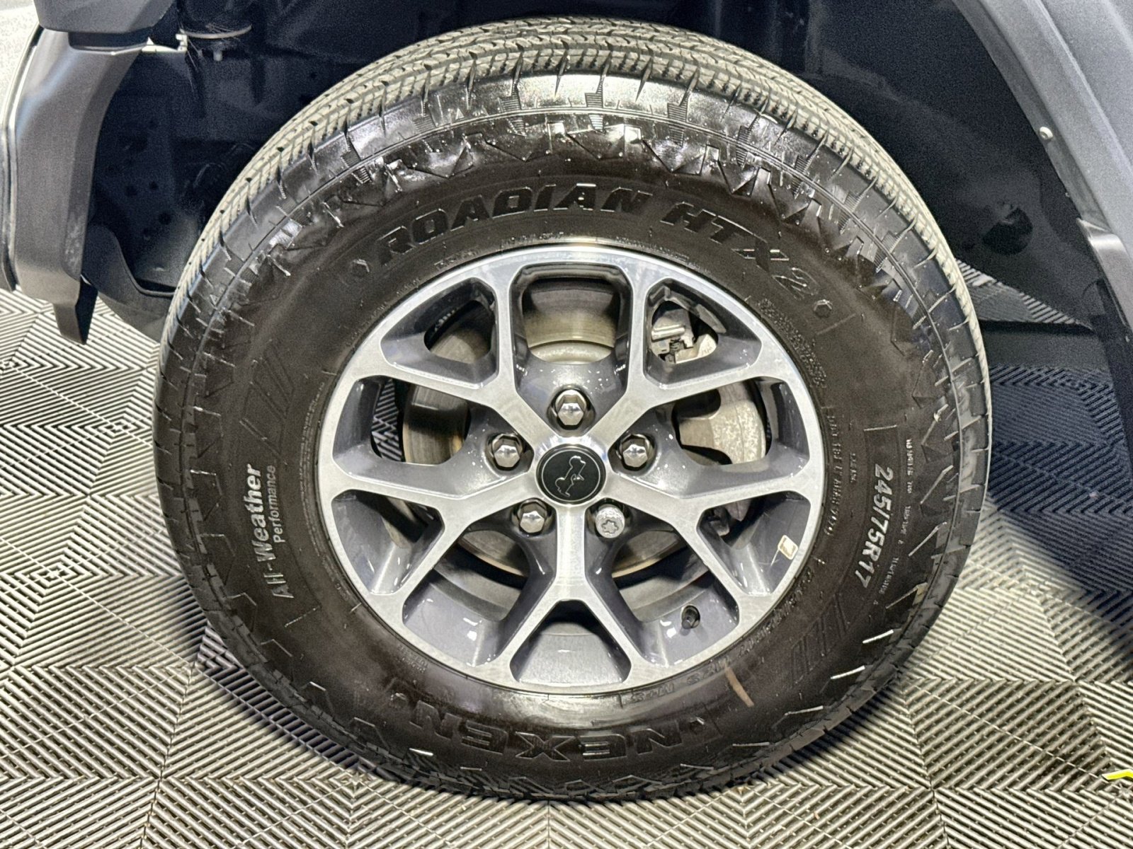 Used 2024 Jeep Wrangler Sport S image 12