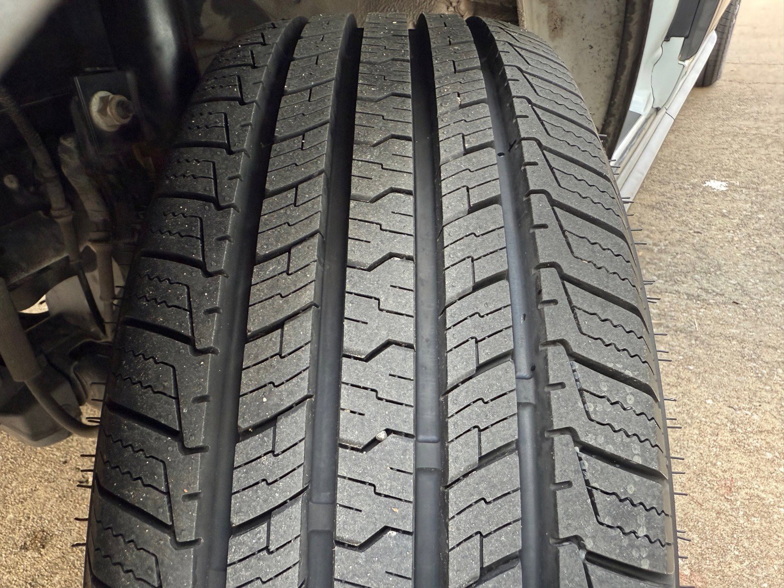 Used 2023 Ford Transit 350 XLT image 25