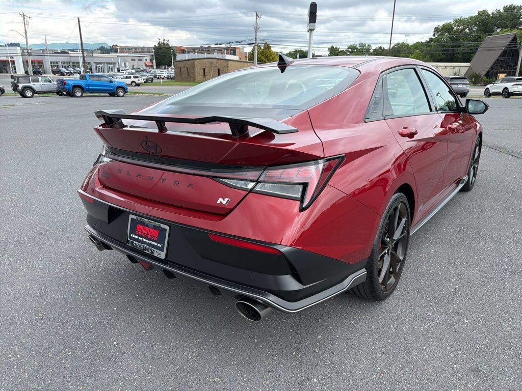 Used 2025 Hyundai Elantra N FWD image 5