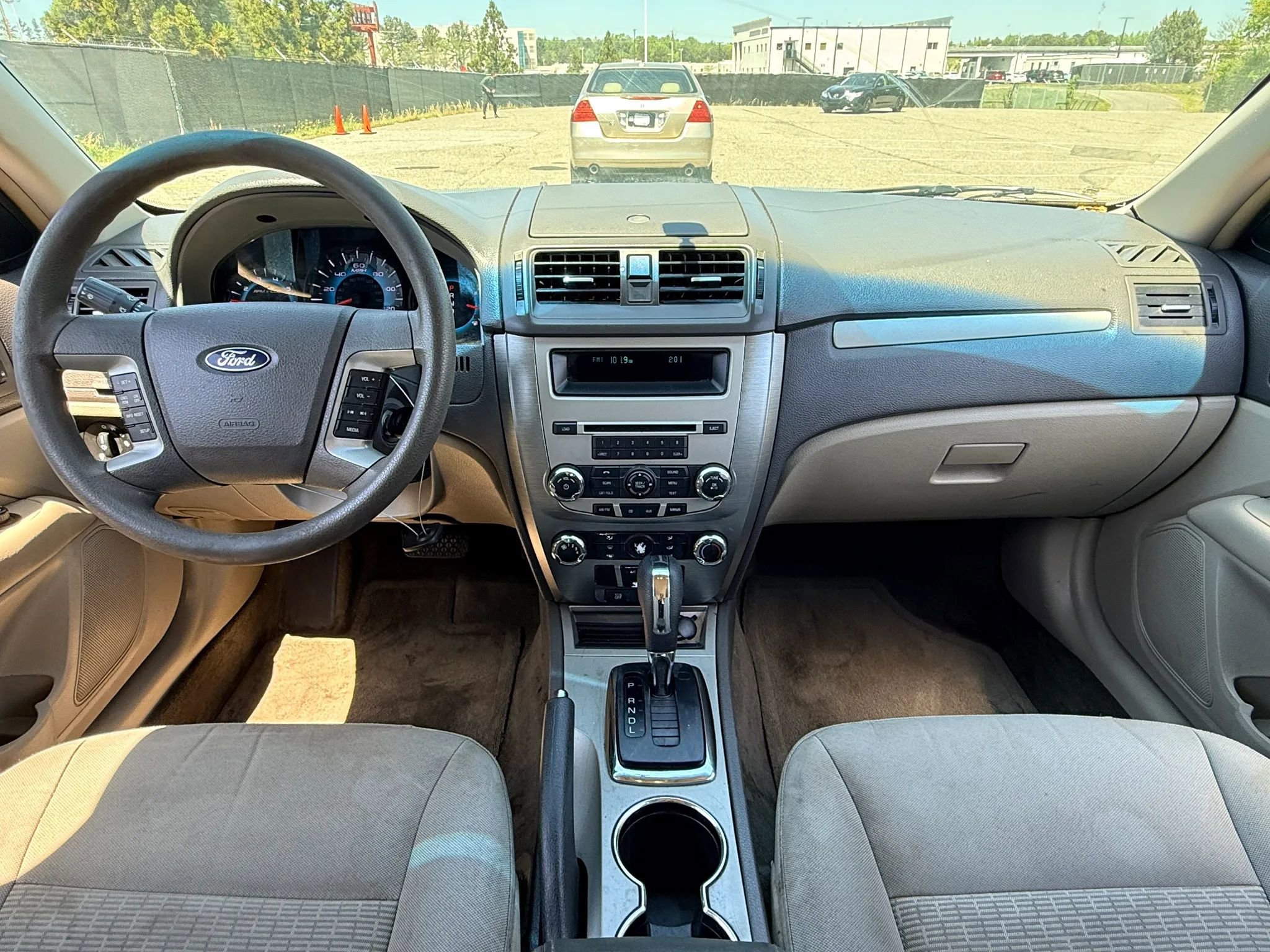 Used 2012 Ford Fusion SE image 3