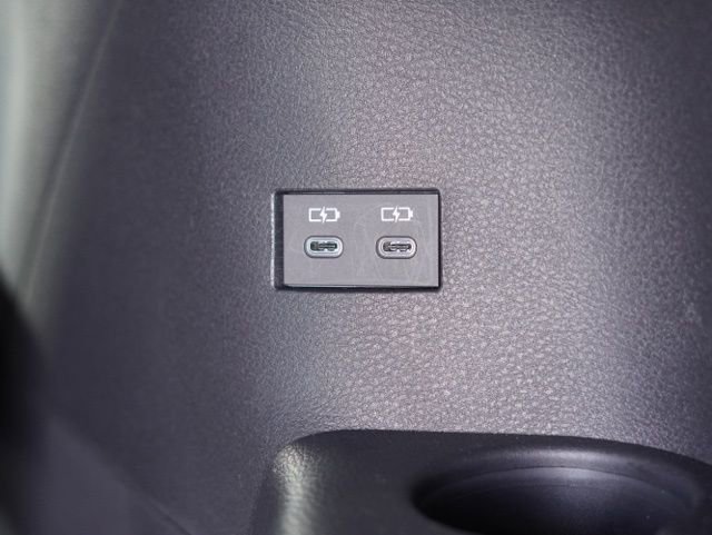 Certified 2025 Toyota Sienna Platinum image 65