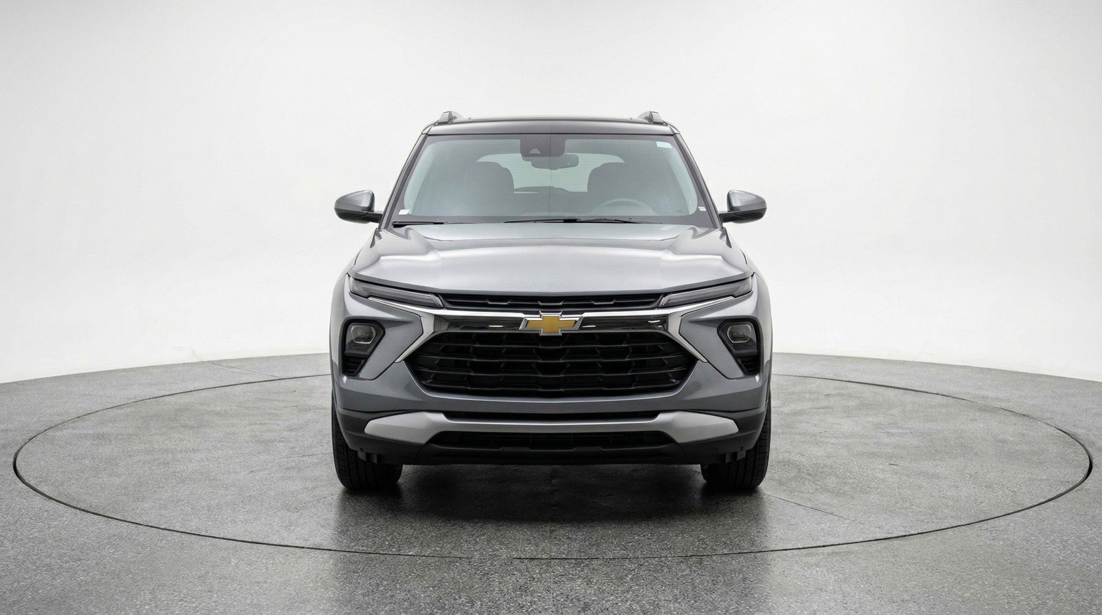 Used 2025 Chevrolet TrailBlazer LT FWD image 2