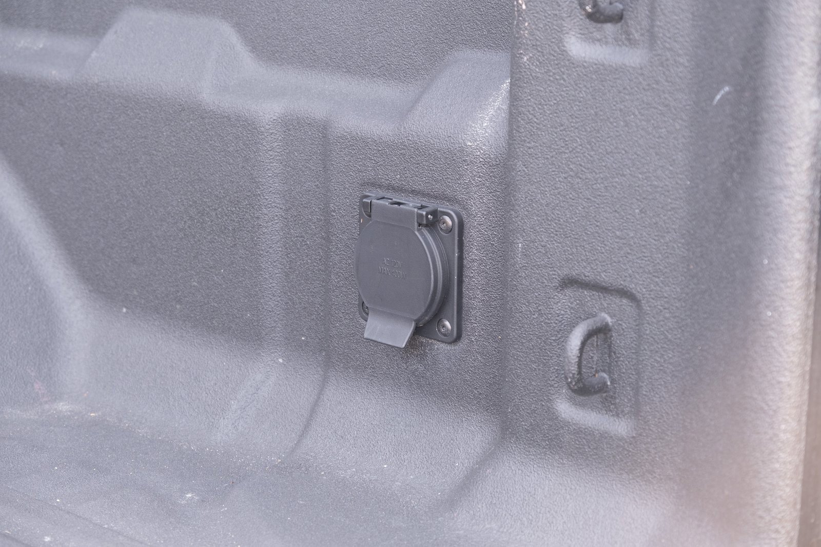 Used 2024 GMC Canyon AT4X image 27