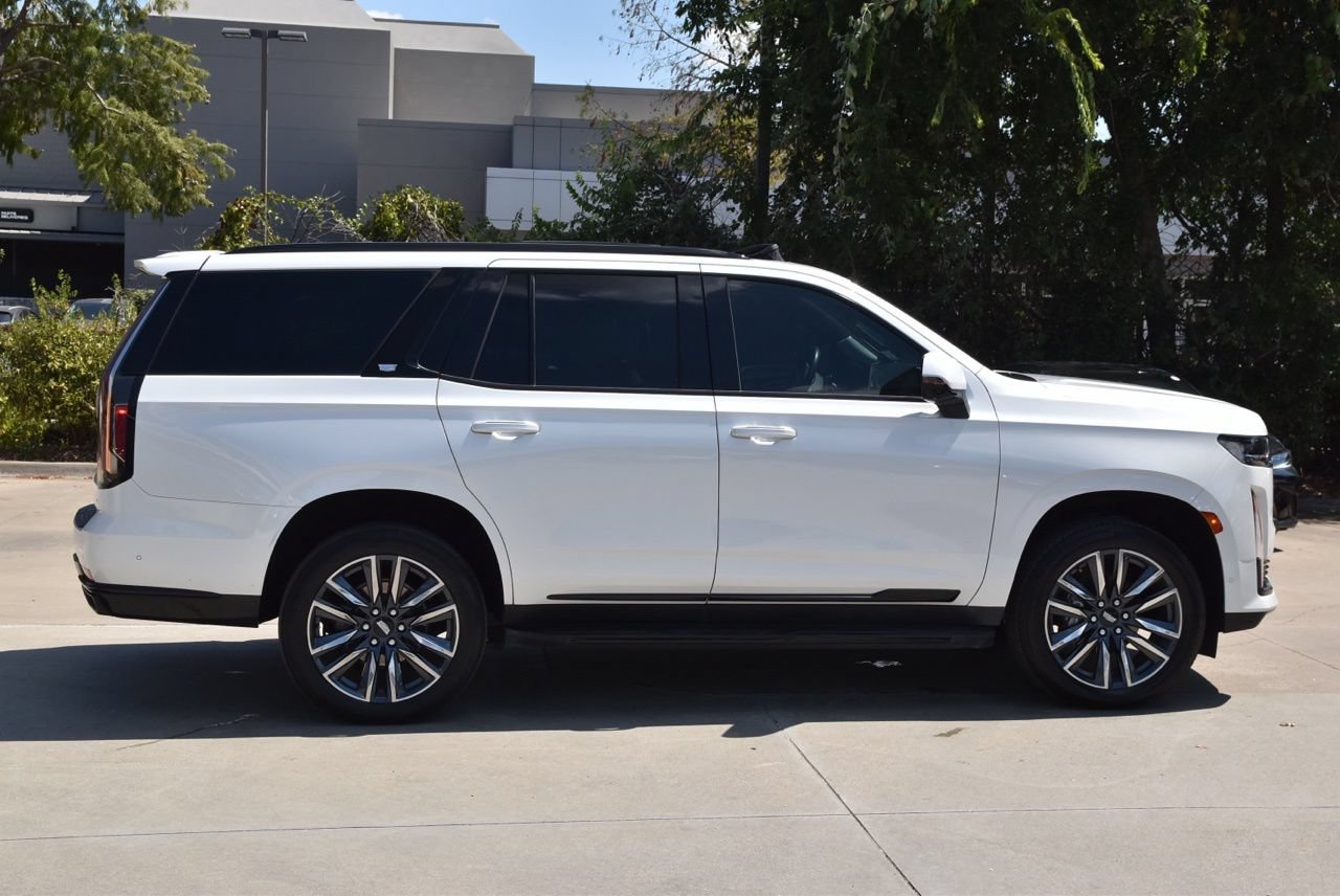 Used 2021 Cadillac Escalade Sport Platinum AWD/4WD image 6