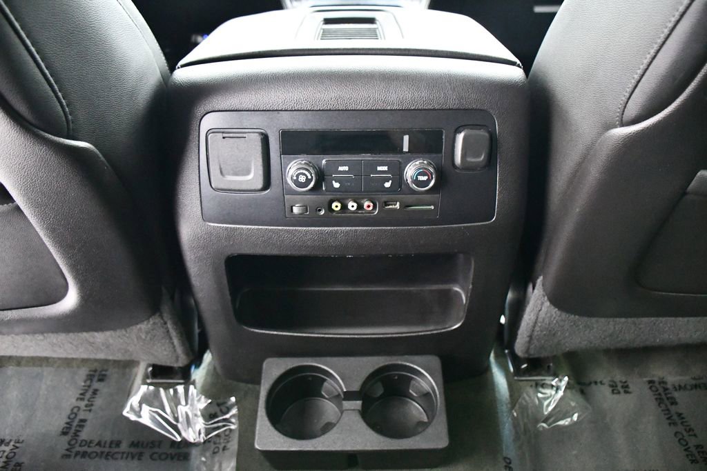 Used 2015 Chevrolet Tahoe LTZ AWD/4WD image 20
