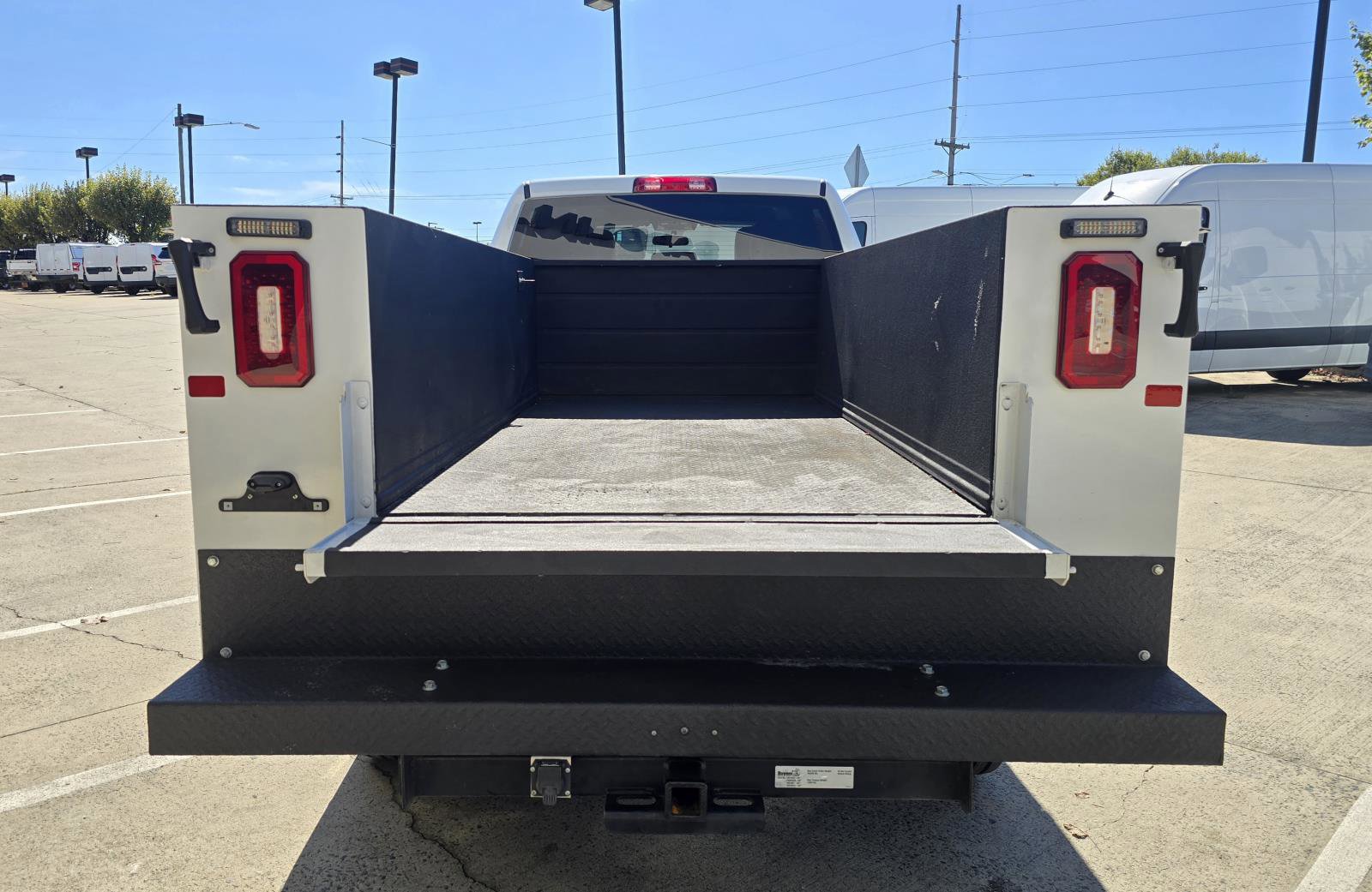 Used 2024 RAM 2500 Tradesman w/ Chrome Appearance Group image 17