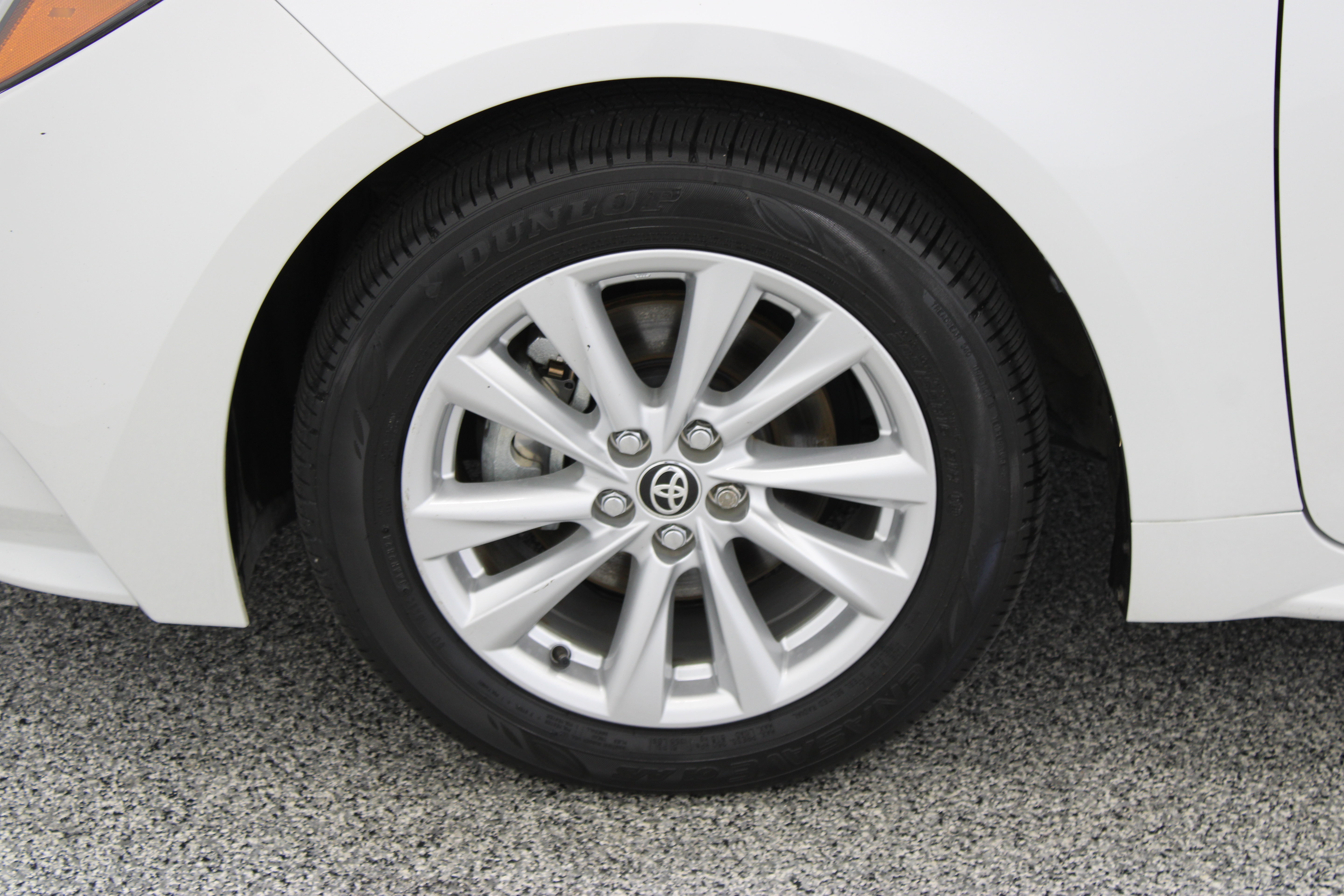 Used 2025 Toyota Corolla XLE FWD image 11