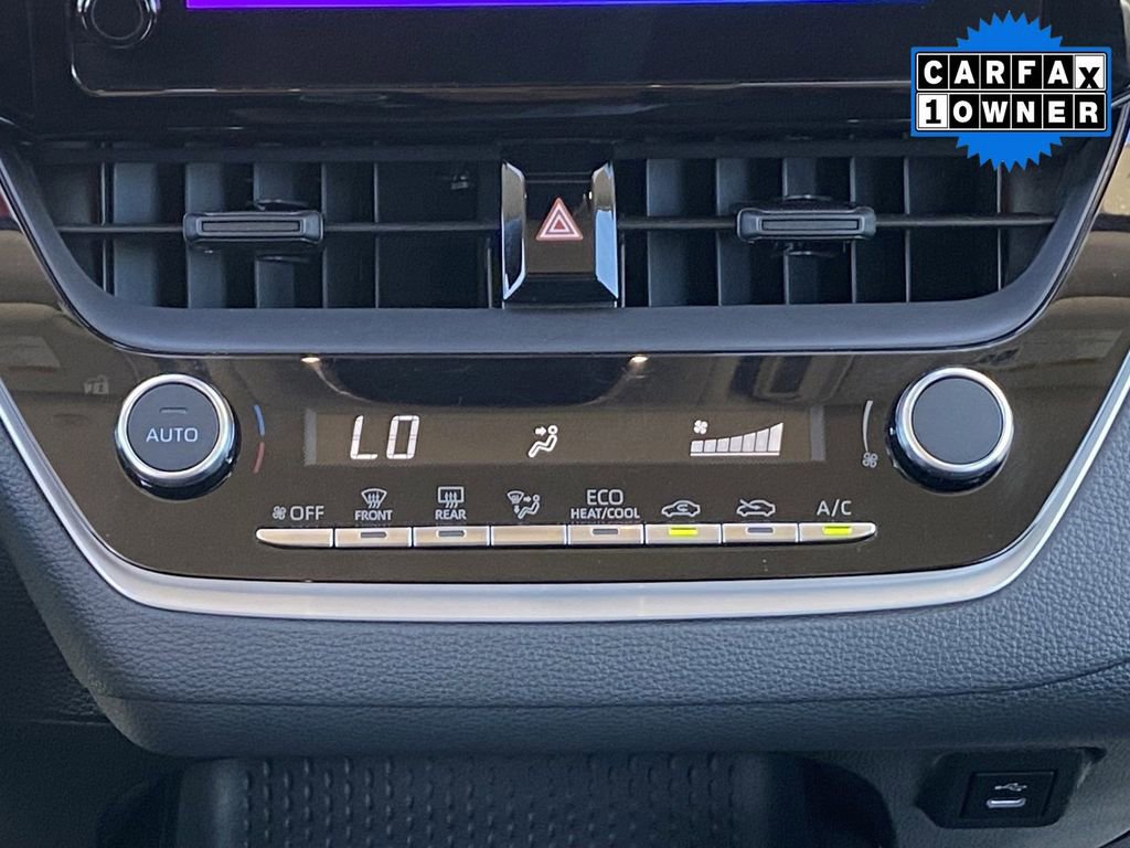 Certified 2025 Toyota Corolla LE image 33