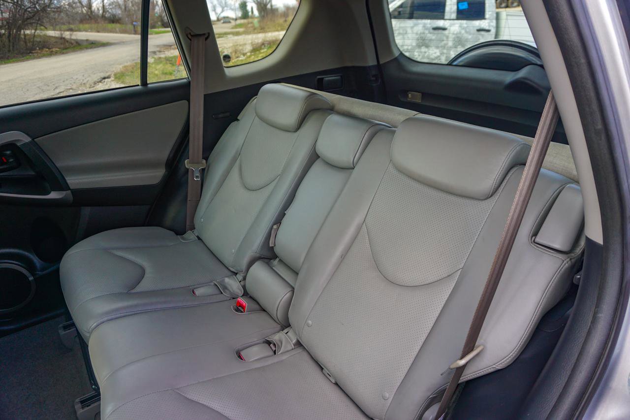 Used 2008 Toyota RAV4 Limited image 17