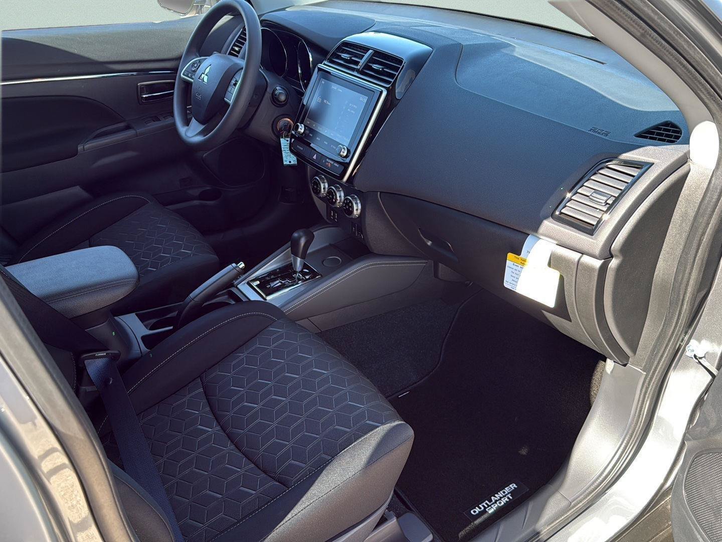 New 2027 Mitsubishi Outlander Sport FWD image 21