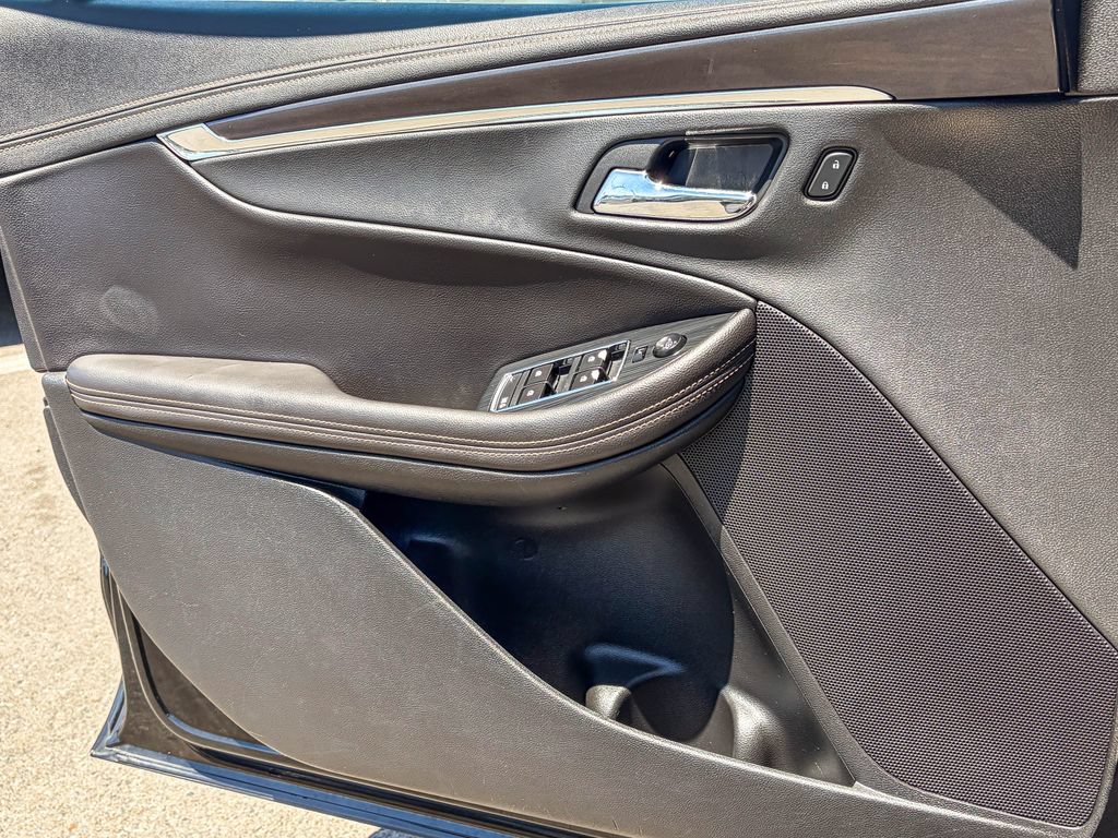 Used 2017 Chevrolet Impala Premier FWD image 43