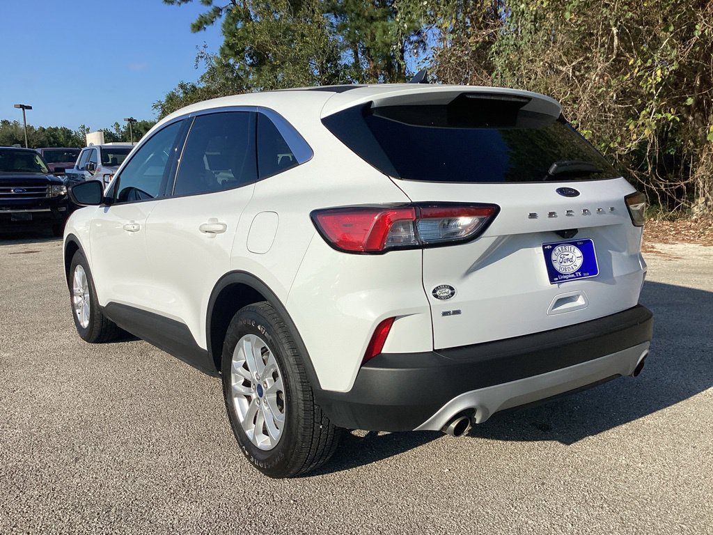 Used 2022 Ford Escape SE w/ Convenience Package FWD image 9