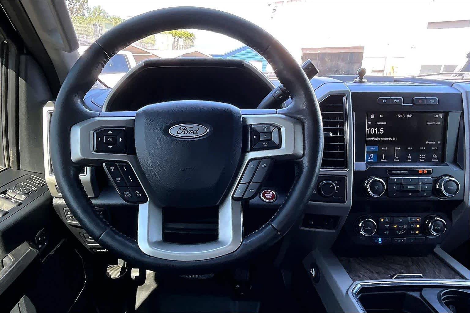 Used 2019 Ford F250 Lariat w/ Lariat Ultimate Package AWD/4WD image 9