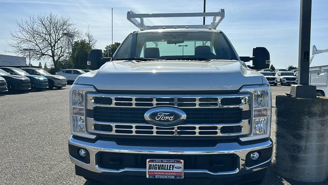New 2026 Ford F350 XL w/ XL Chrome Package image 2