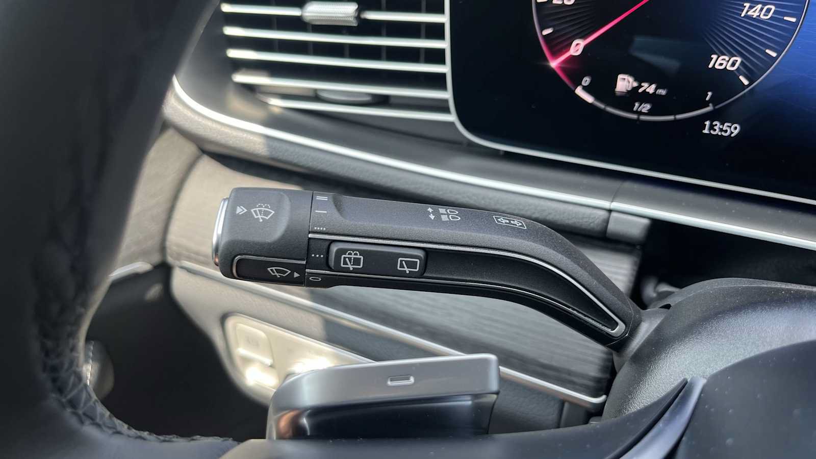 Used 2026 Mercedes-Benz GLE 350 4MATIC image 39