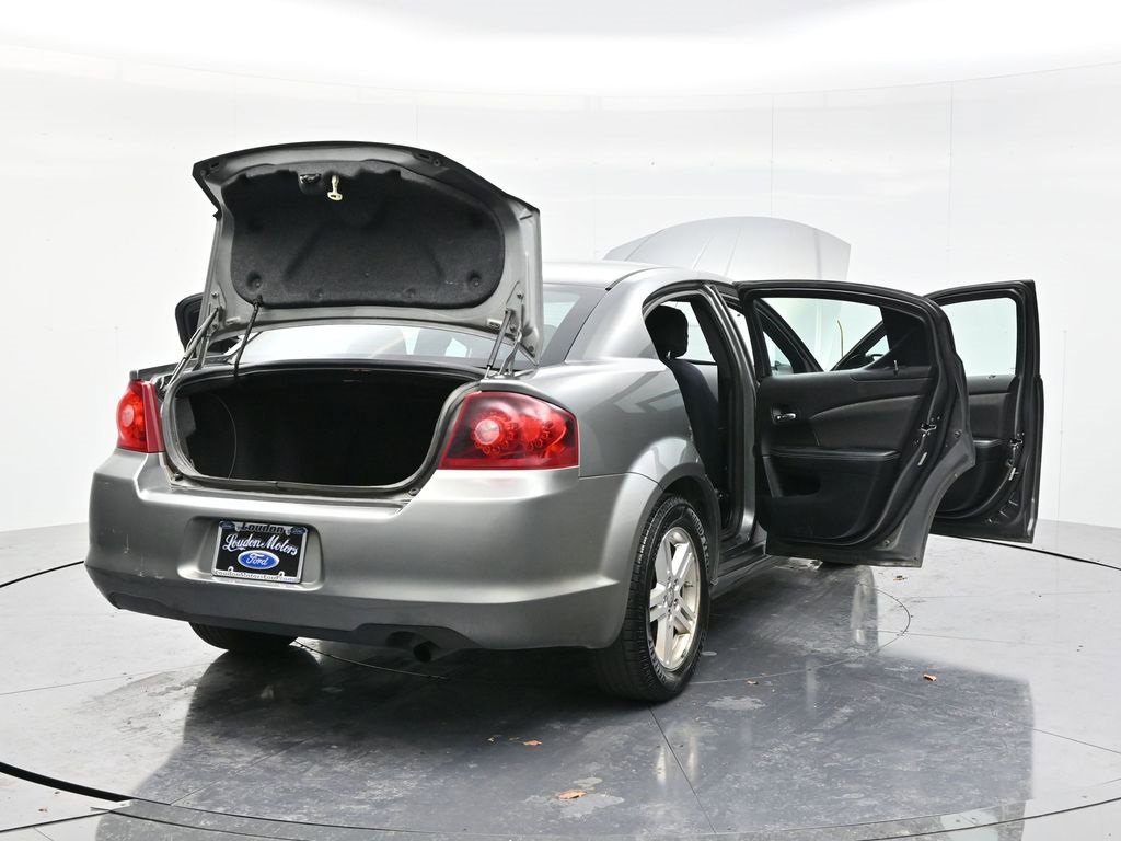 Used 2012 Dodge Avenger SXT image 52