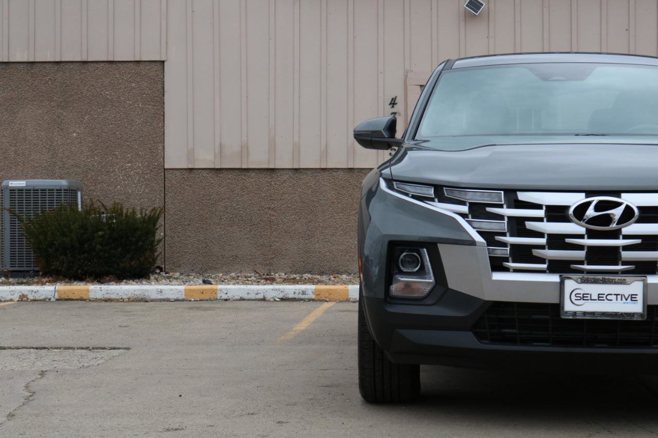 Used 2022 Hyundai Santa Cruz SEL image 3