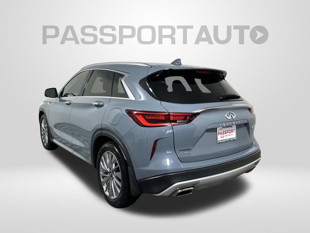 Certified 2023 INFINITI QX50 Luxe image 2