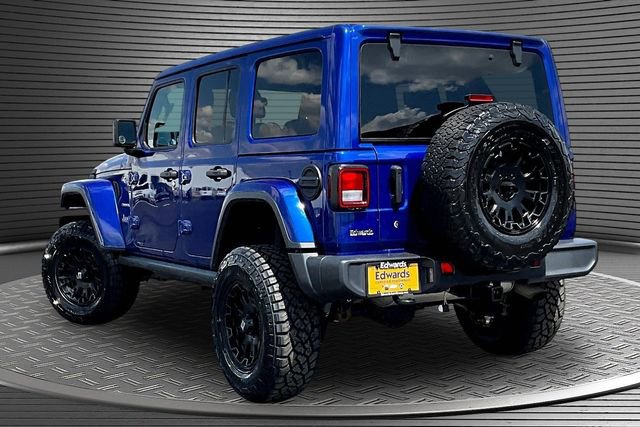 Used 2020 Jeep Wrangler Unlimited Sahara AWD/4WD image 4