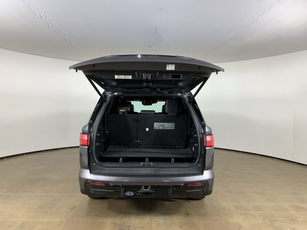 Used 2023 Toyota Sequoia Platinum AWD/4WD image 12