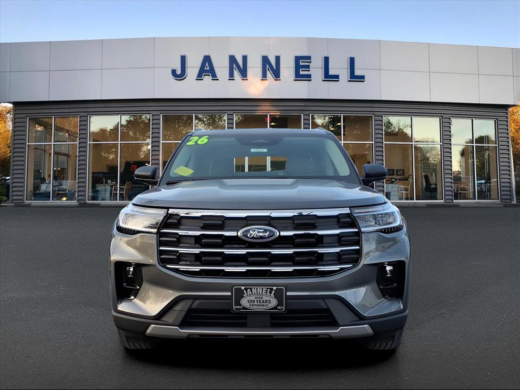New 2026 Ford Explorer Active w/ Active Comfort Package image 2