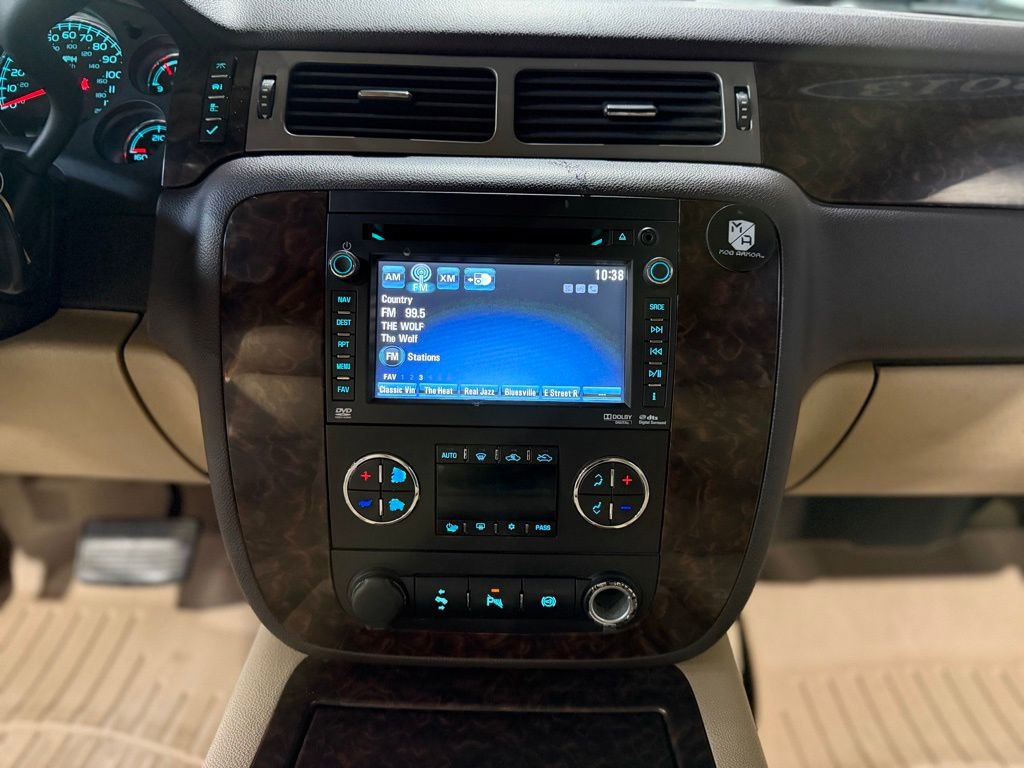 Used 2013 GMC Sierra 3500 Denali image 17