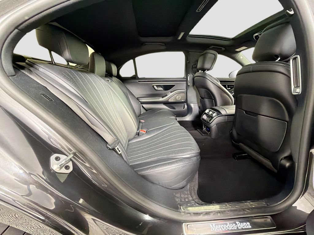 Used 2023 Mercedes-Benz S 500 4MATIC image 30