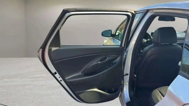 Used 2019 Hyundai Elantra GT N Line image 28