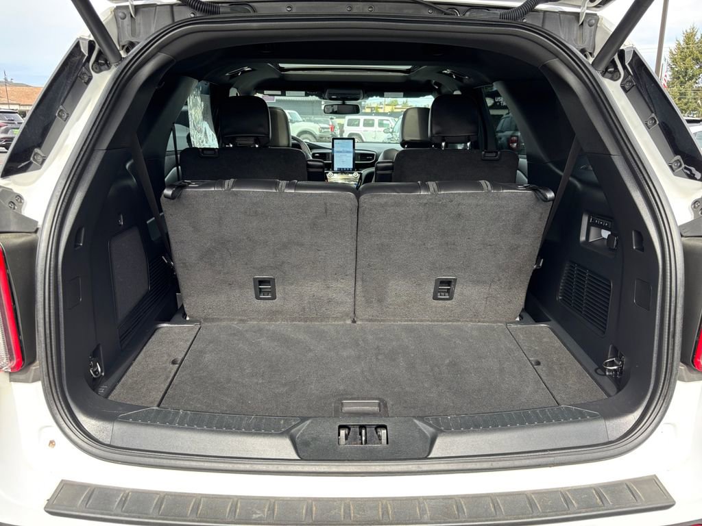 Used 2023 Ford Explorer ST w/ Equipment Group 401A AWD/4WD image 23