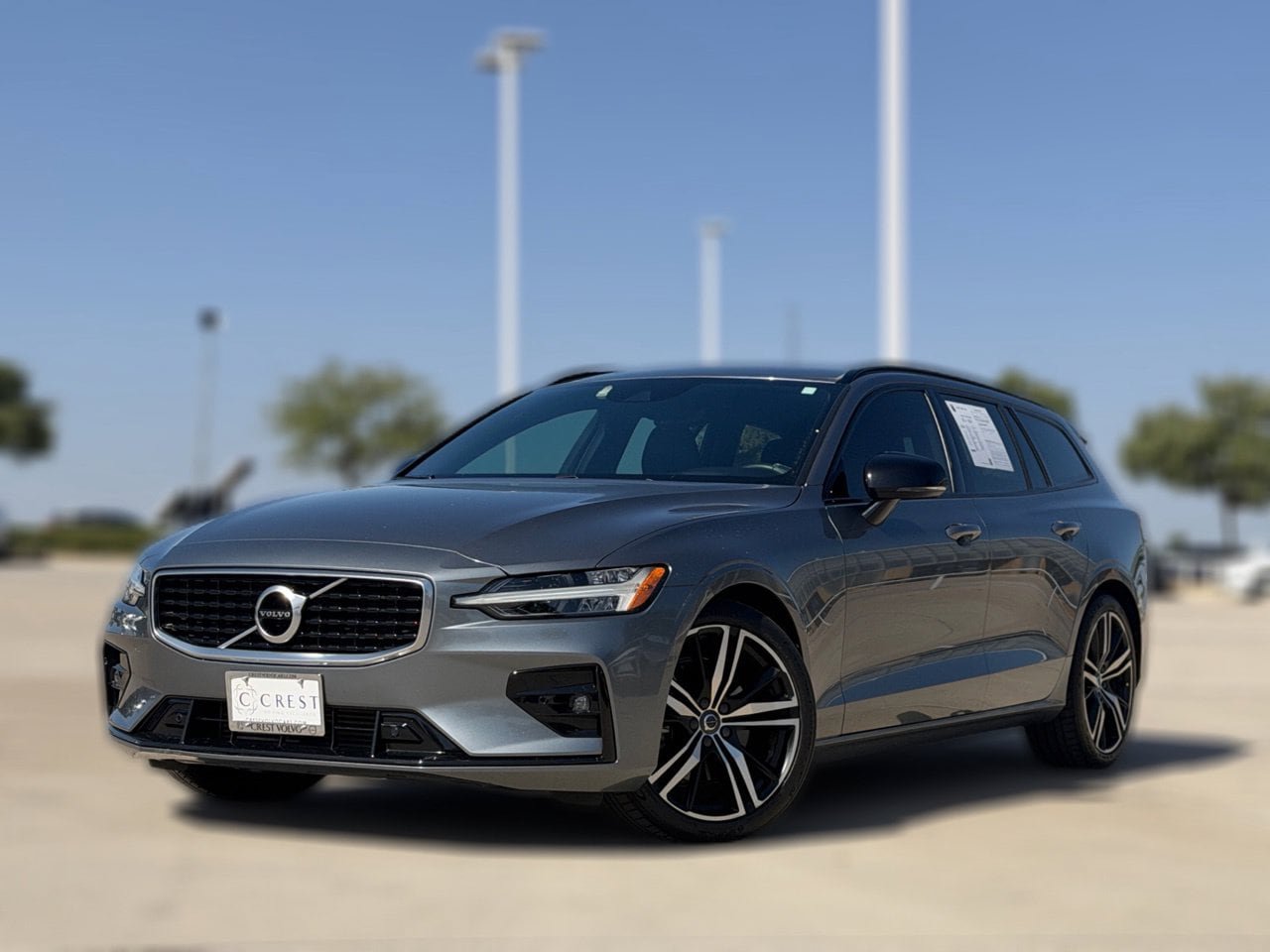 Used 2020 Volvo V60 T6 R-Design FWD image 10