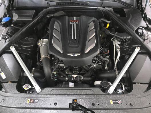 Used 2019 Genesis G90 3.3T Premium RWD image 8